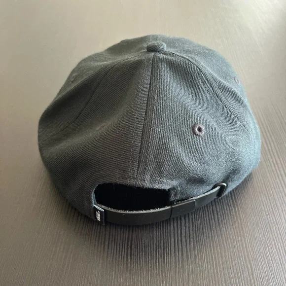 Vans Cap - Picture 2 of 3